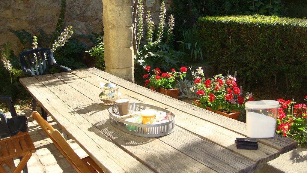 Le Richelieu Bed and Breakfast Uzès Buitenkant foto